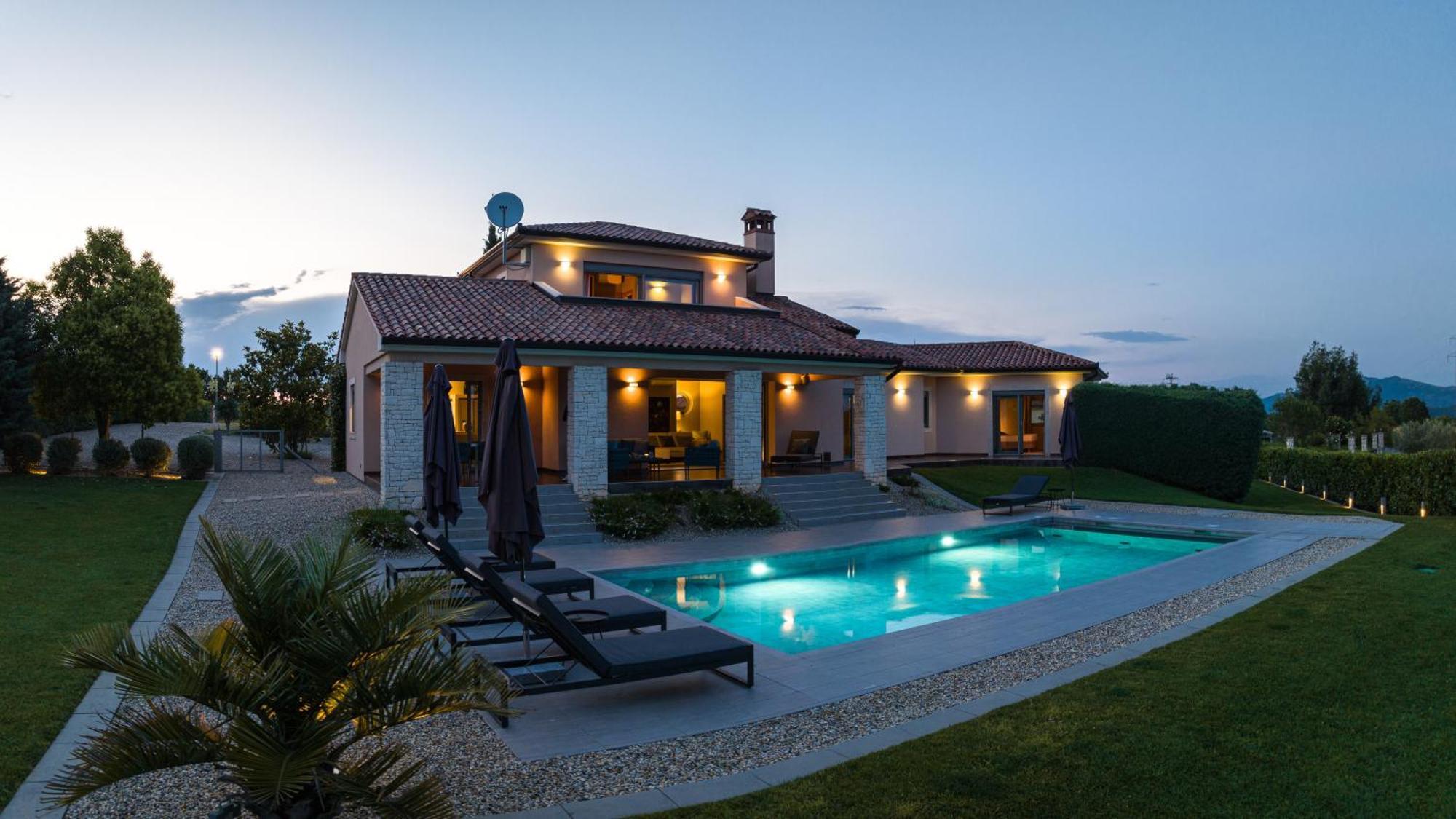 Villa Labin In Zartinj - Luxury Privacy Heated Pool With Auto Cover Exterior photo