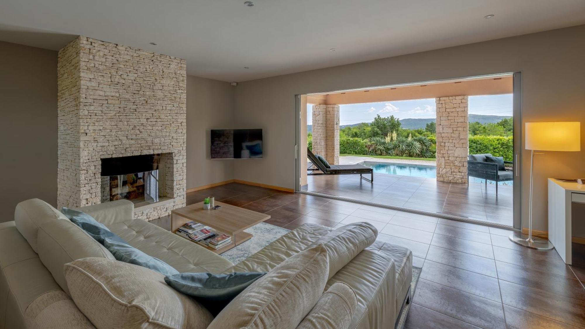 Villa Labin In Zartinj - Luxury Privacy Heated Pool With Auto Cover Exterior photo