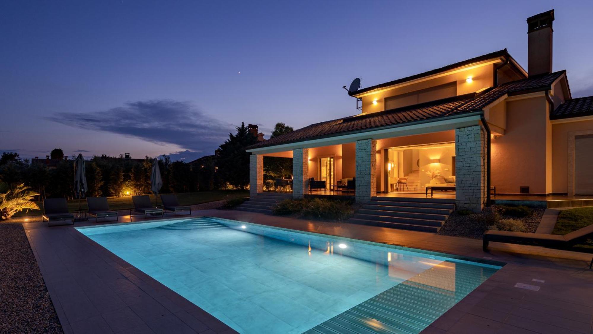 Villa Labin In Zartinj - Luxury Privacy Heated Pool With Auto Cover Exterior photo