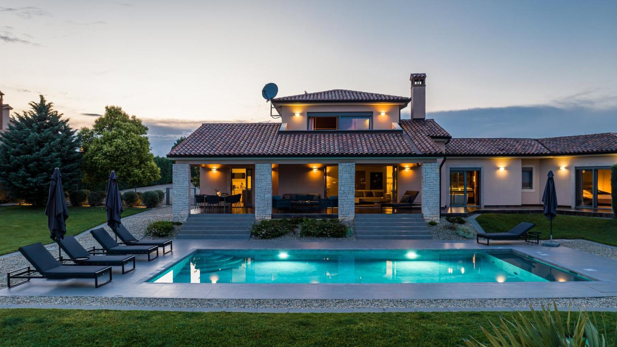 Villa Labin In Zartinj - Luxury Privacy Heated Pool With Auto Cover Exterior photo